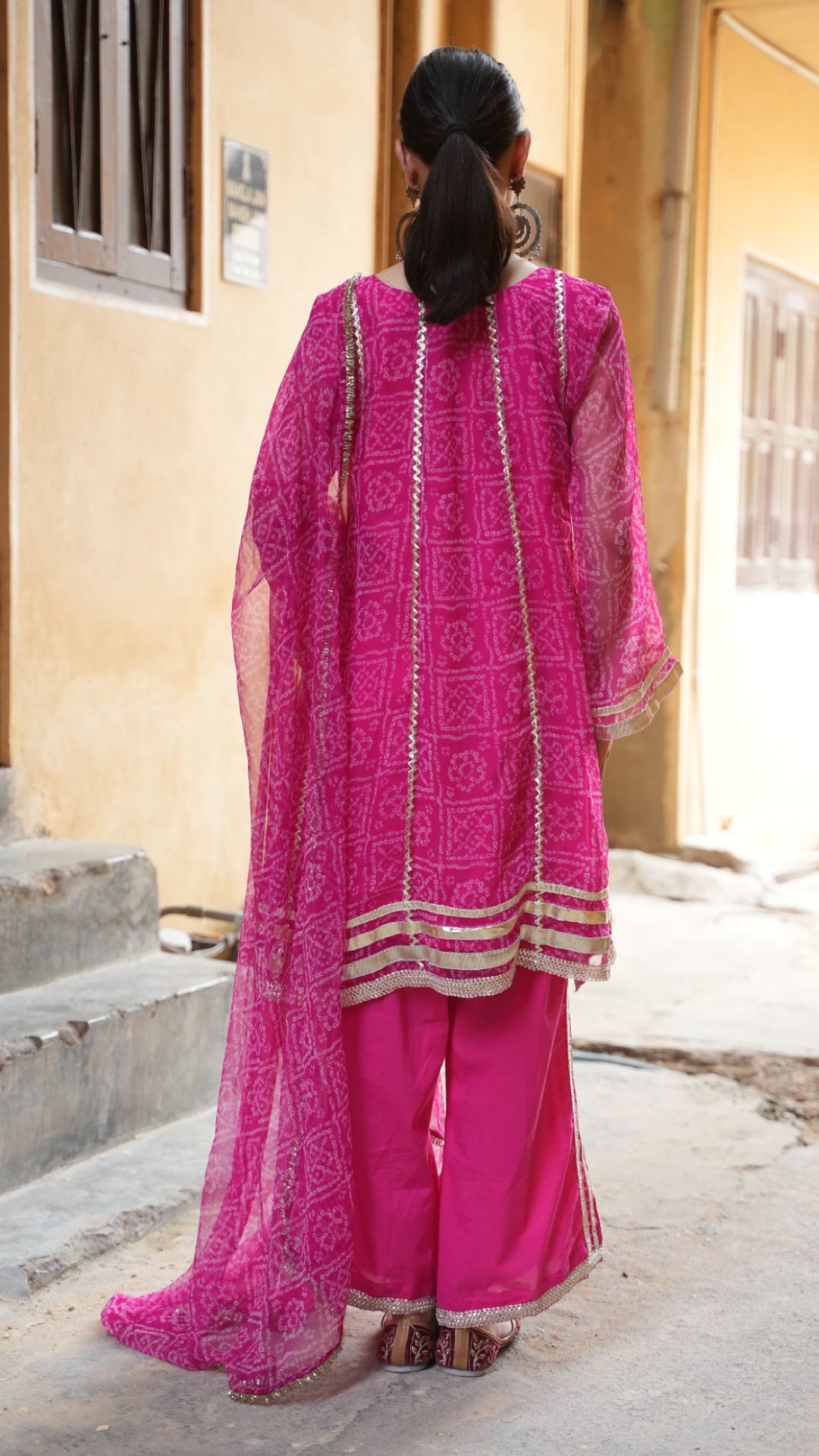 Chakor Rani Bandhani Suit Set