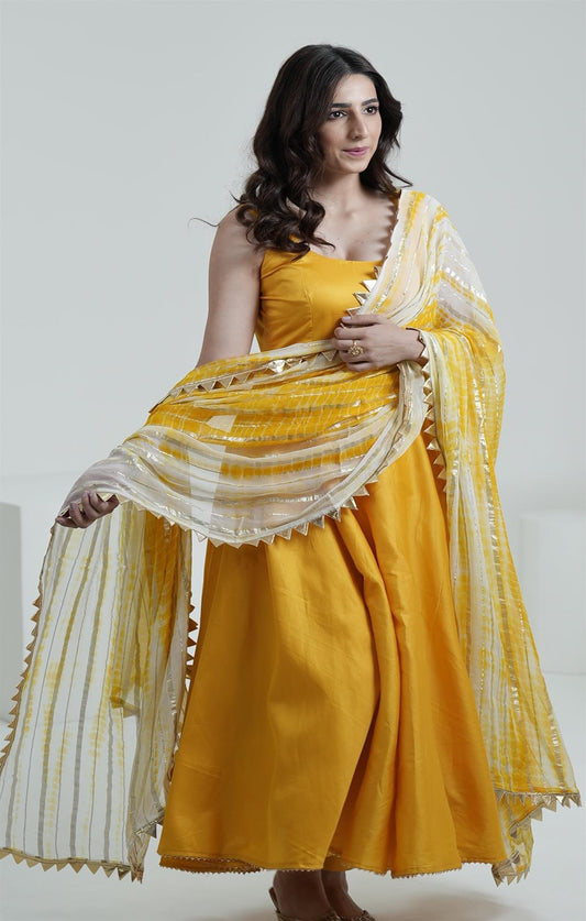 Zahra Yellow Suit Set