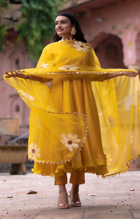 CYBER YELLOW SUIT SET