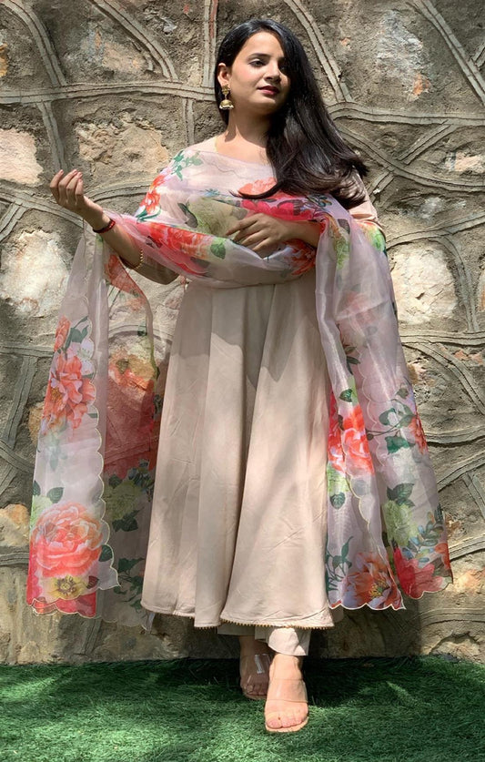 BEIGE FLORAL FLARED SUIT SET