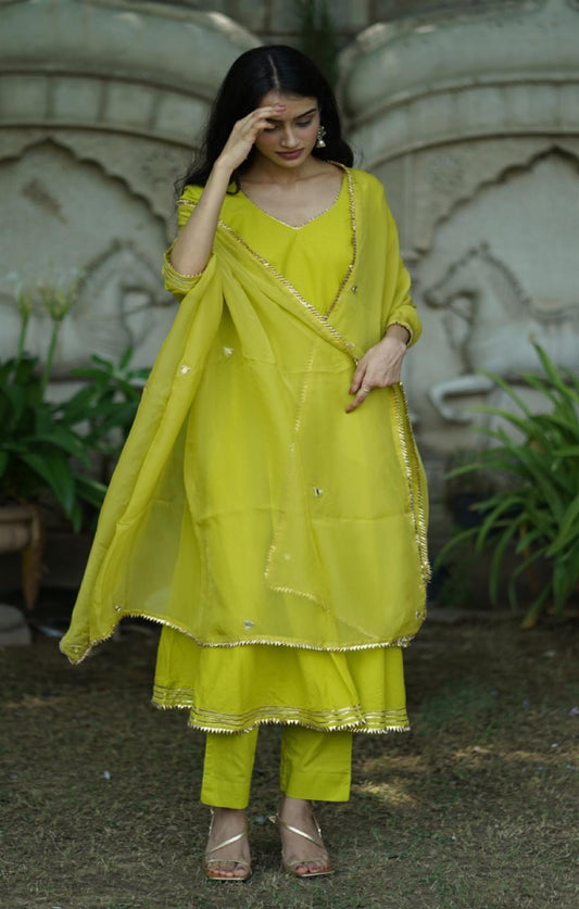 CHARTREUSE SUIT SET