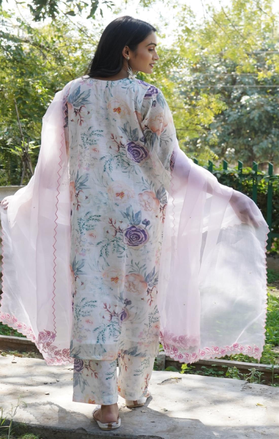 Summer Tale Pink Suit Set