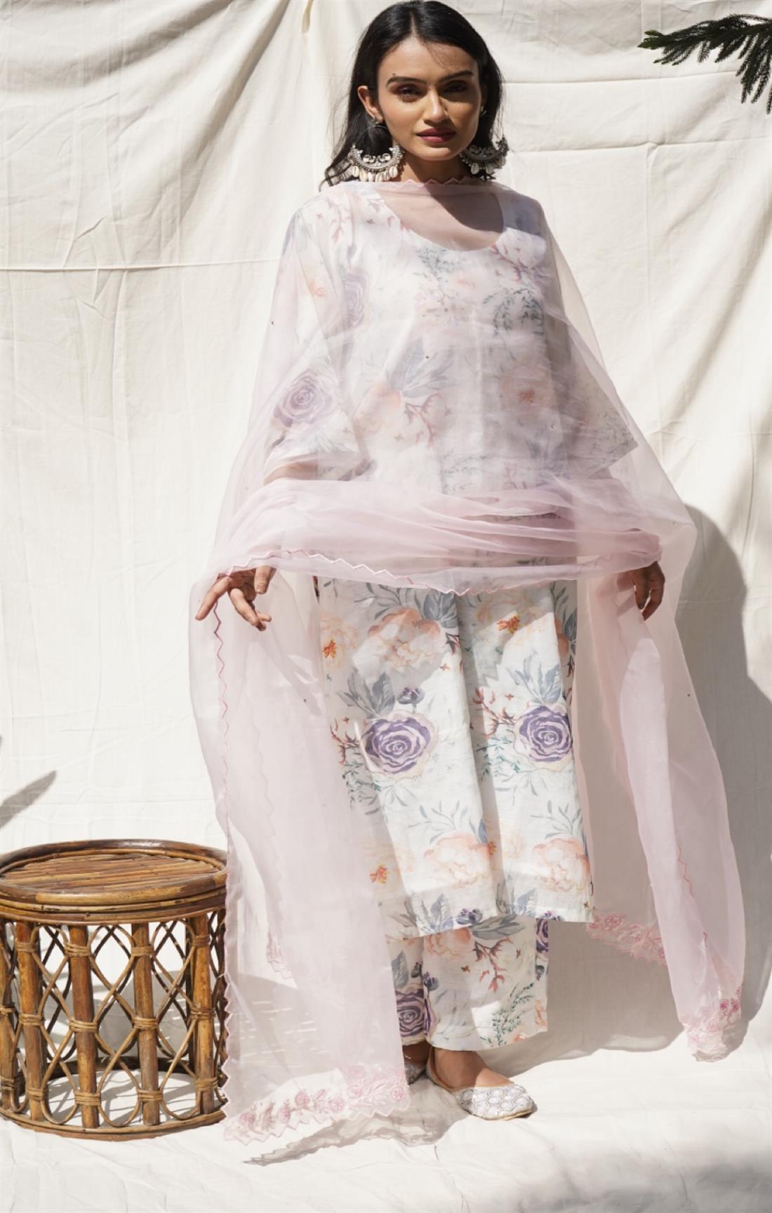 Summer Tale Pink Suit Set