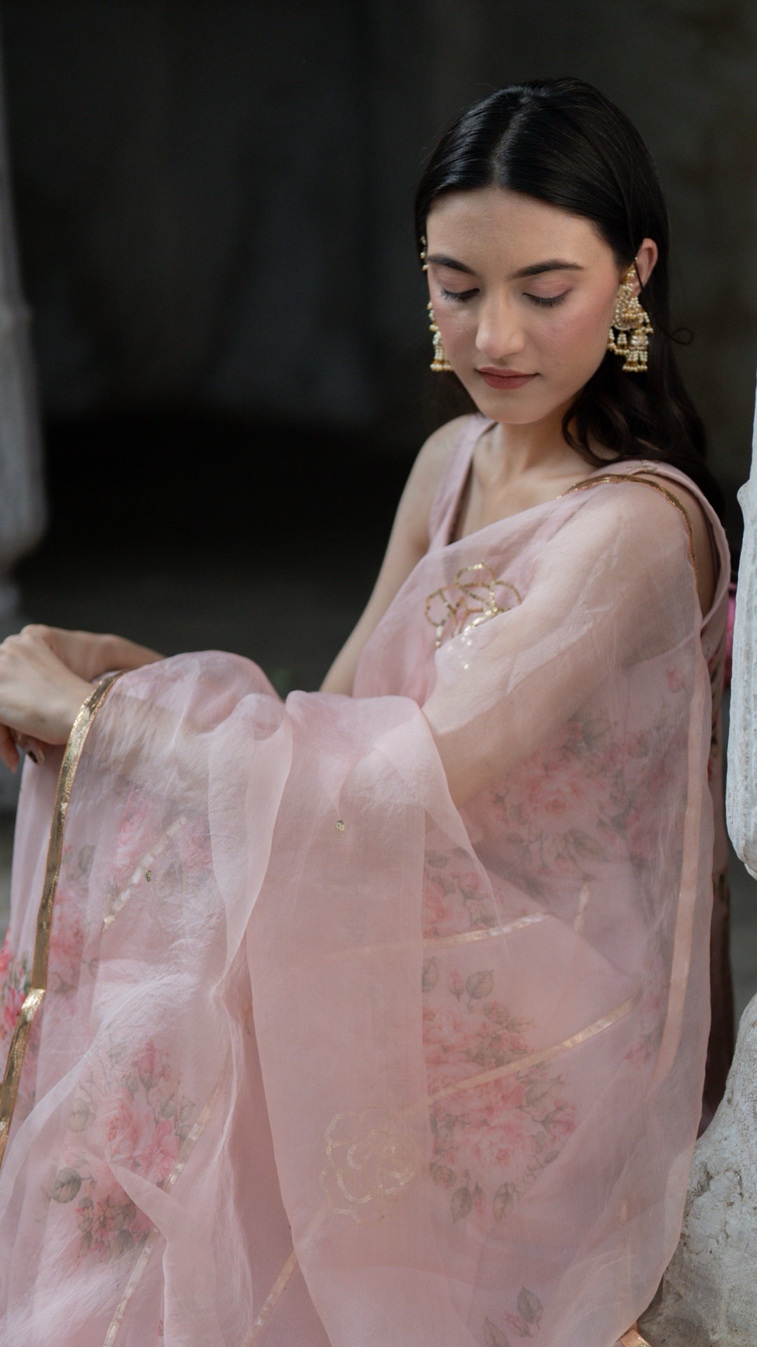 Peachy Spray Garden Roses Suit Set