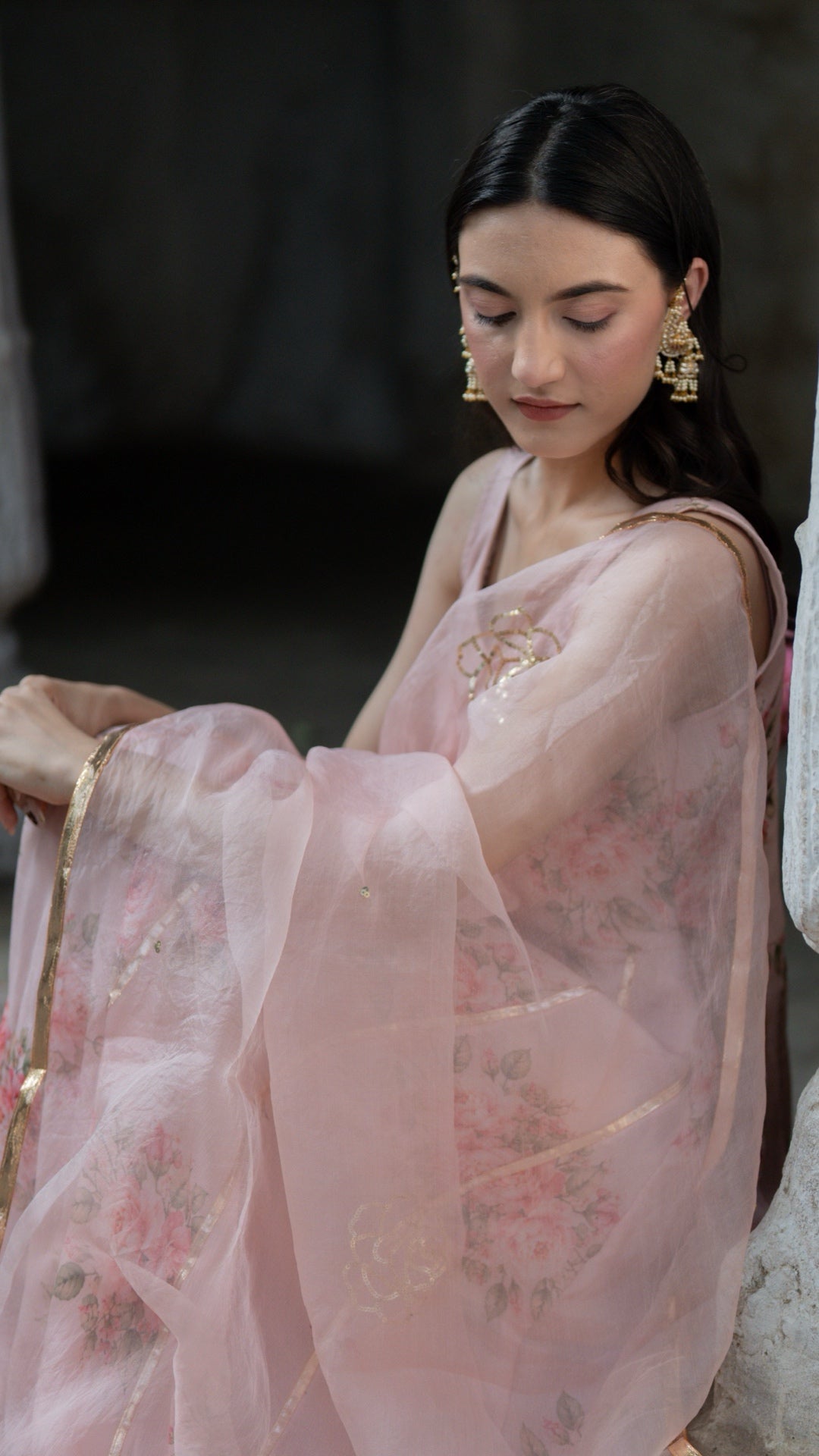 Peachy Spray Garden Roses Suit Set