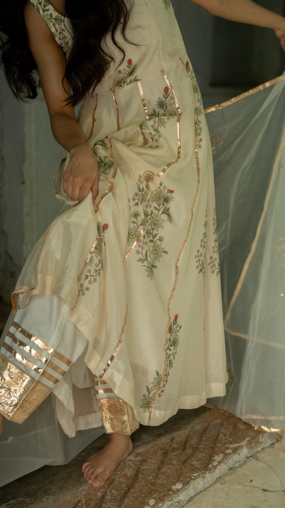 Rose Butte Garden Pure Roses Suit Set