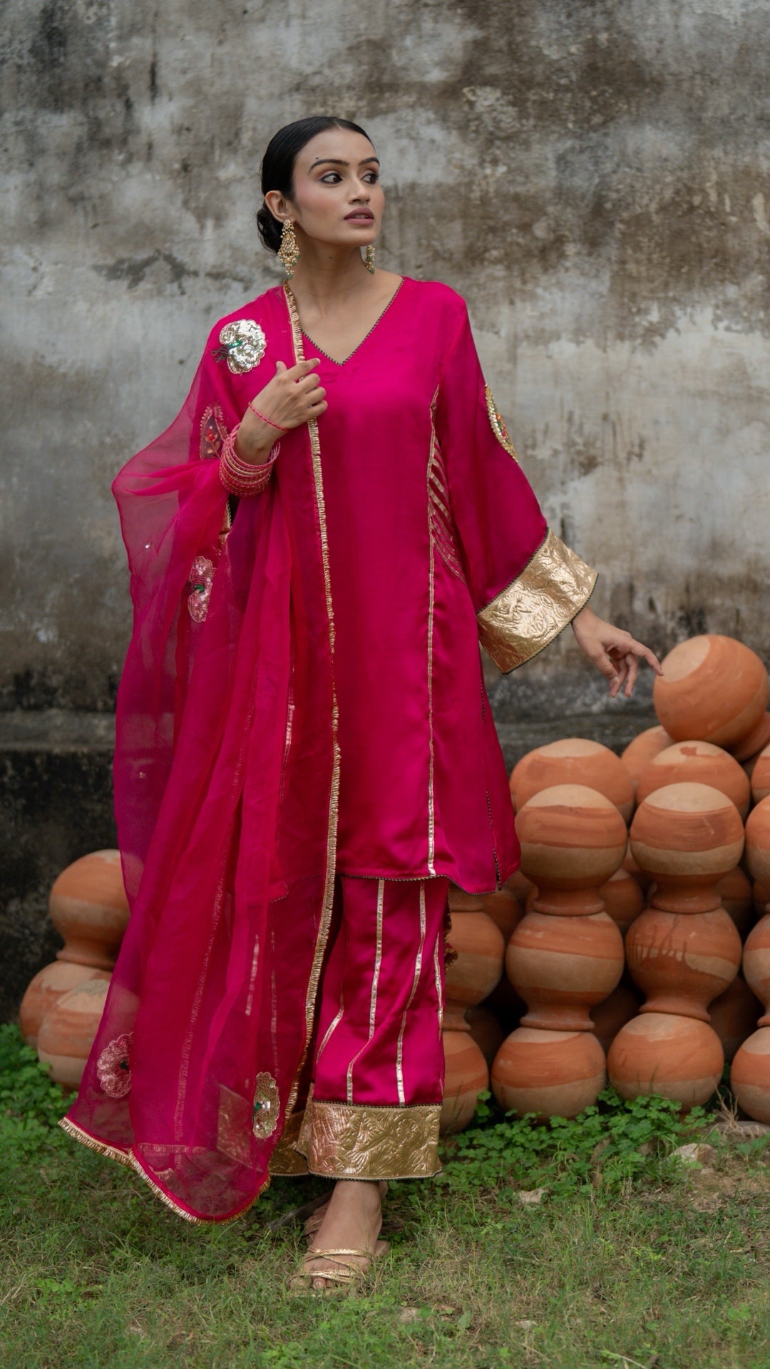 Moriyaa Fuchsia Pure Handwork Suit Set
