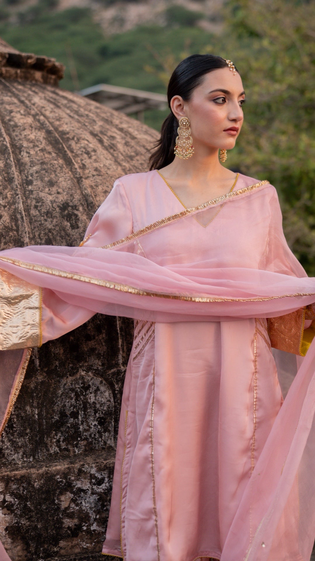 Moriyaa Pink Pearl Pure Handwork Suit Set
