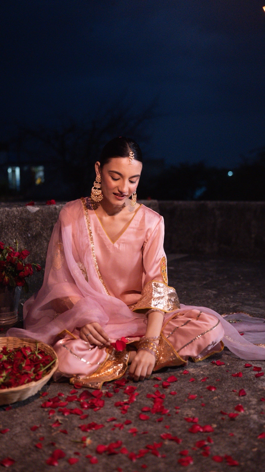 Moriyaa Pink Pearl Pure Handwork Suit Set