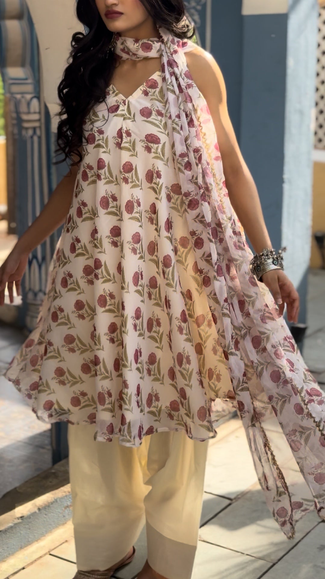Butti Floral Farshi Suit Set