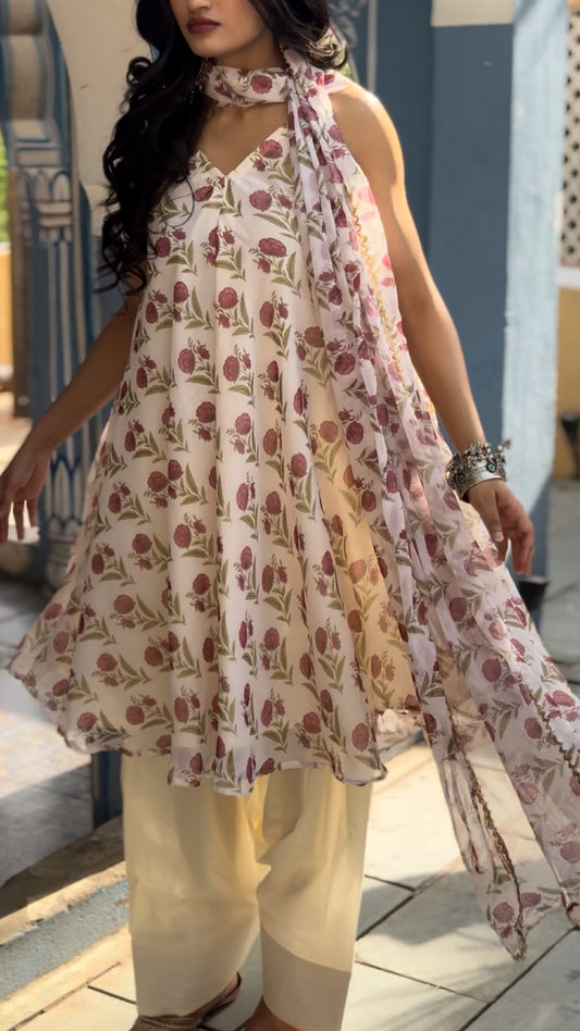 Butti Floral Farshi Suit Set