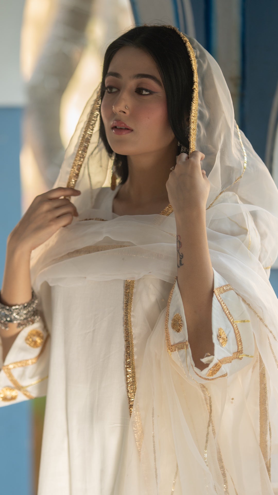 Tashi Safid Sitara Suit Set