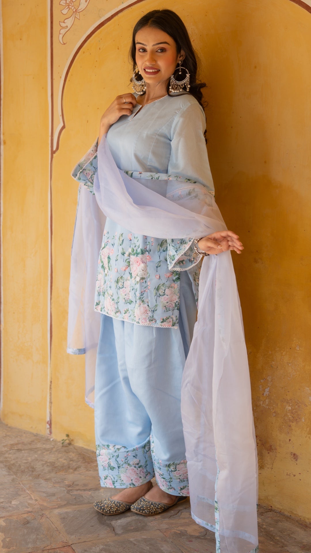 Asmani Floral Farshi Suit Set