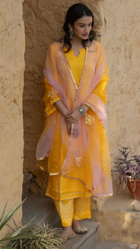 Maya Dream Yellow & Pink Suit Set