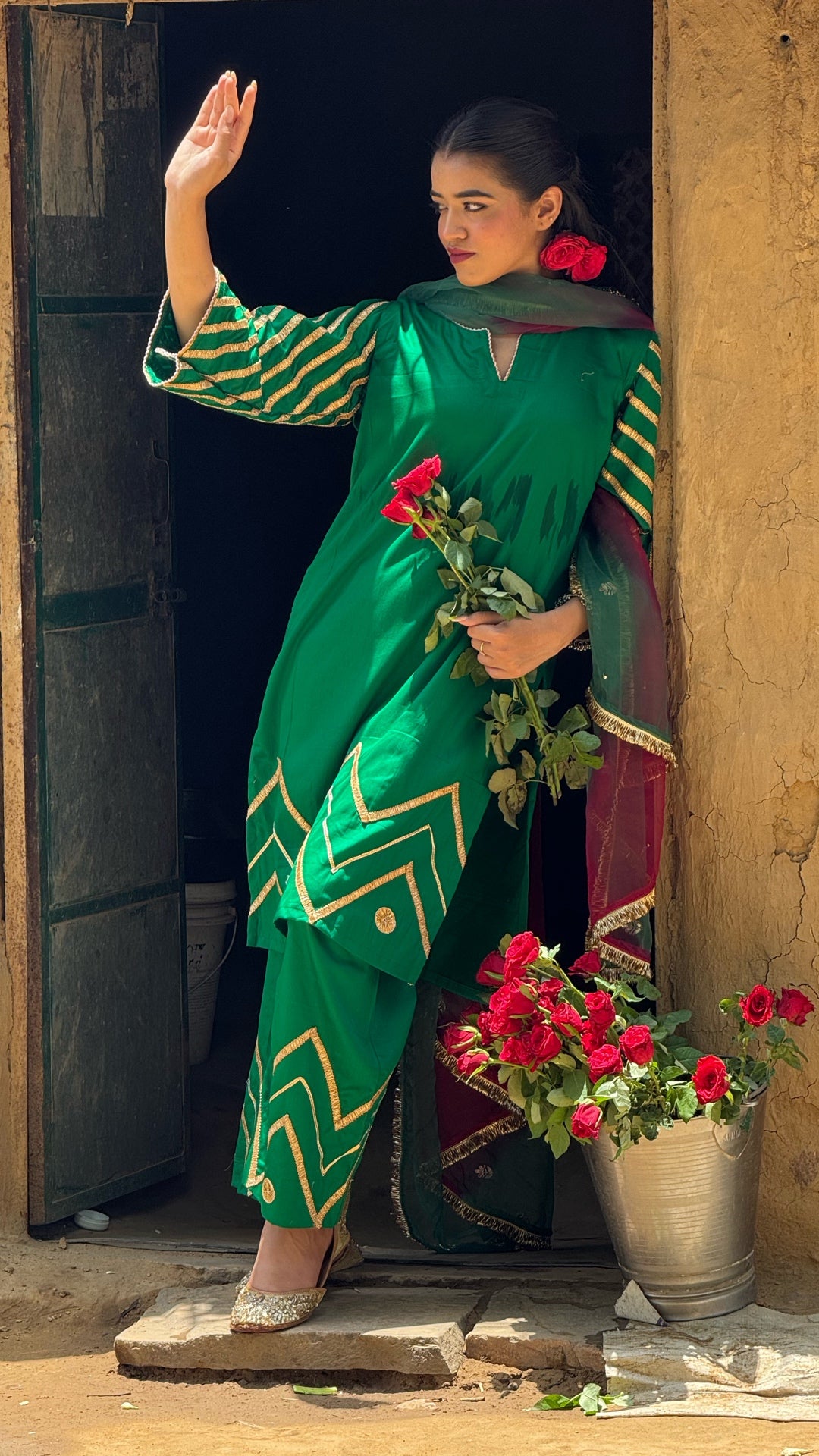 Mohini Dark Green & Pink Suit Set
