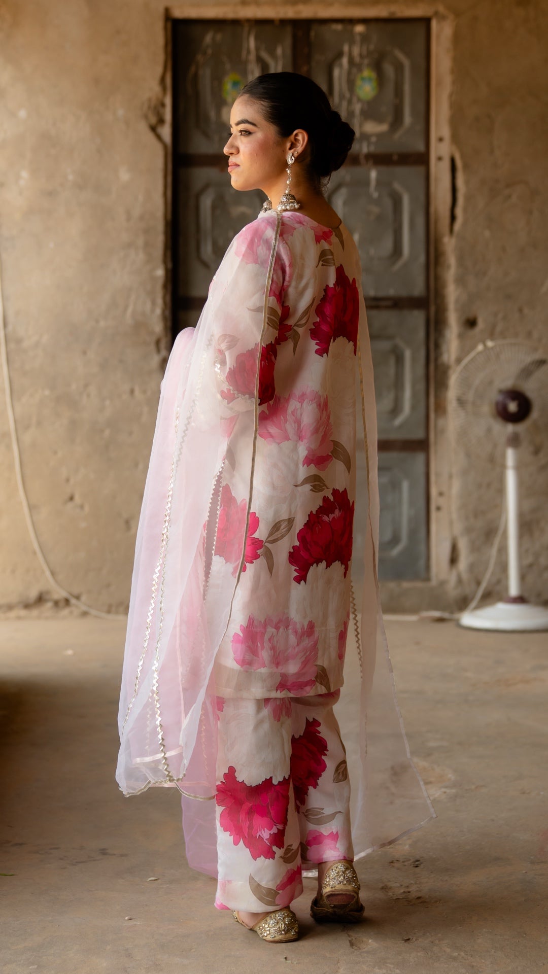 Yashoda Pink Suit Set