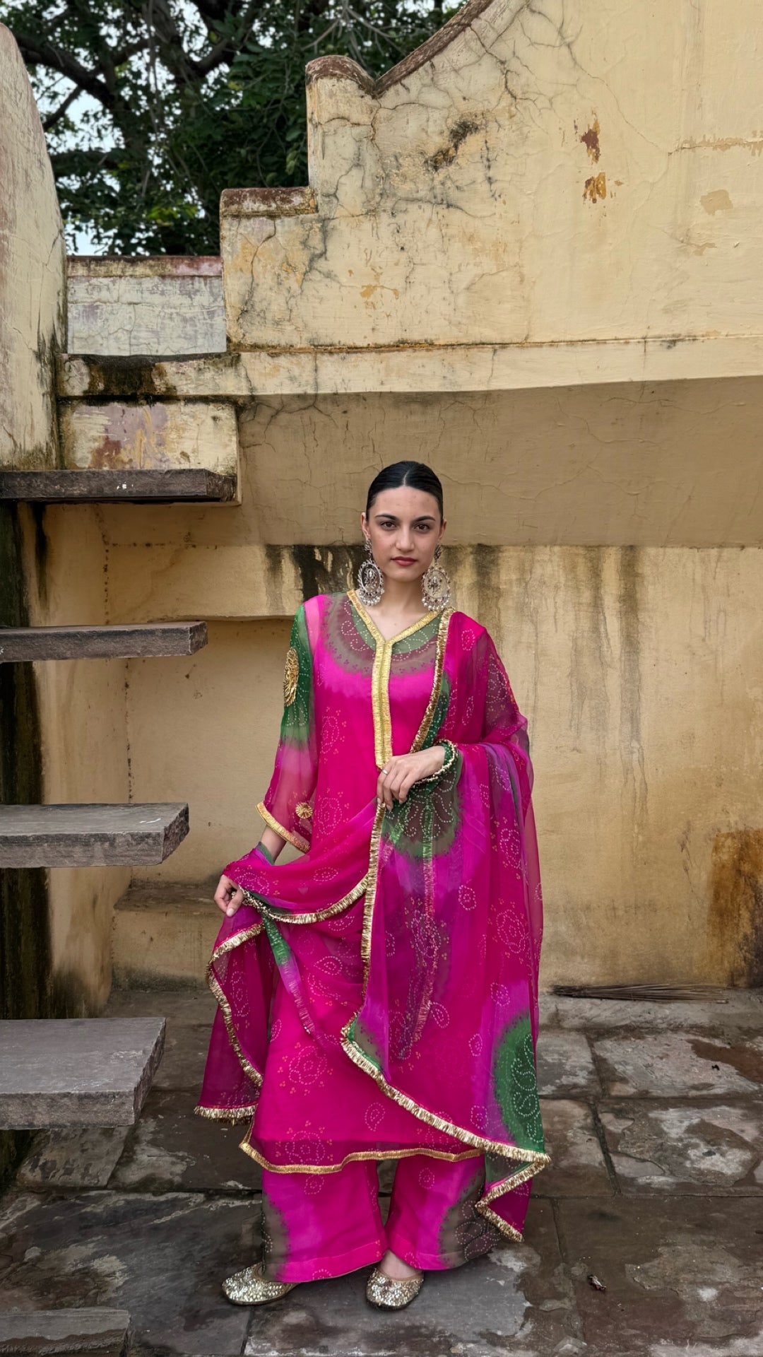 Bani Thani Rani Suit Set