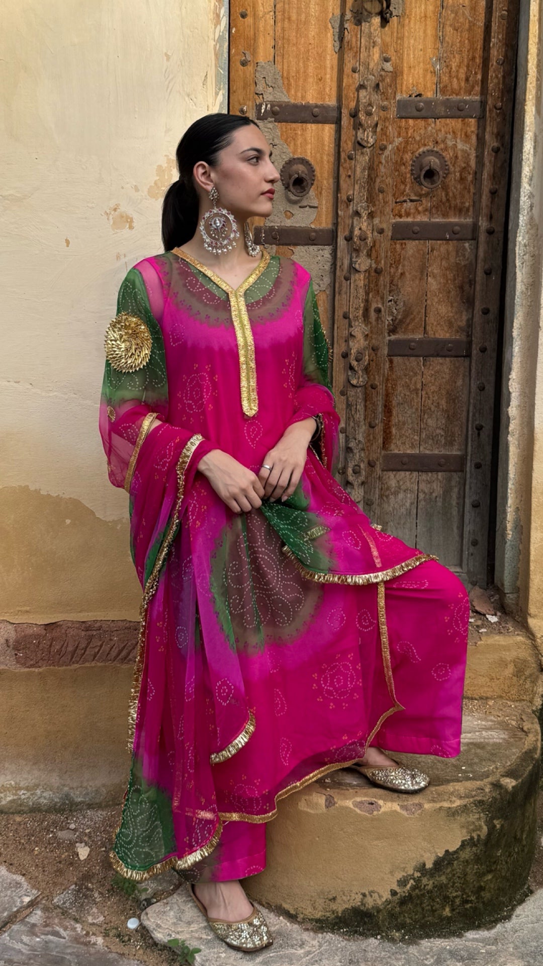 Bani Thani Rani Suit Set