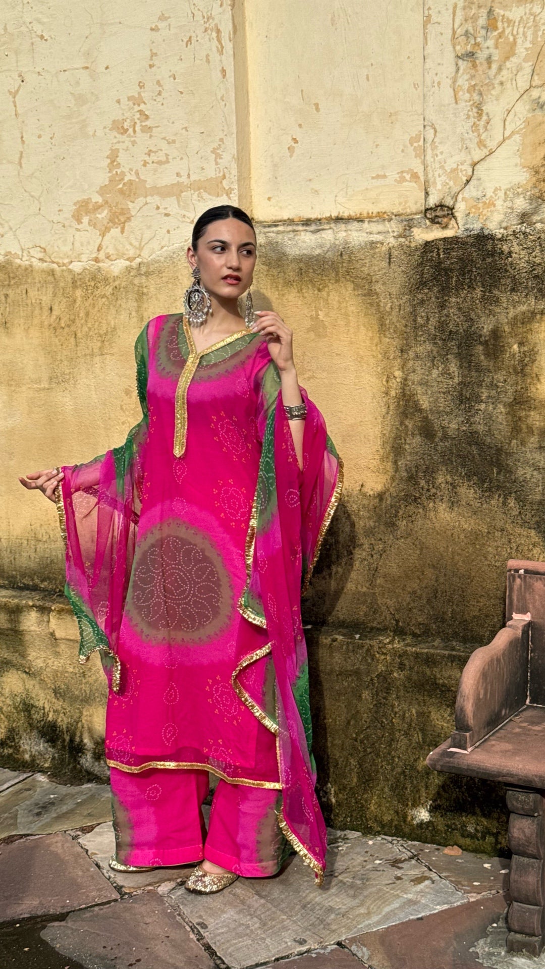 Bani Thani Rani Suit Set