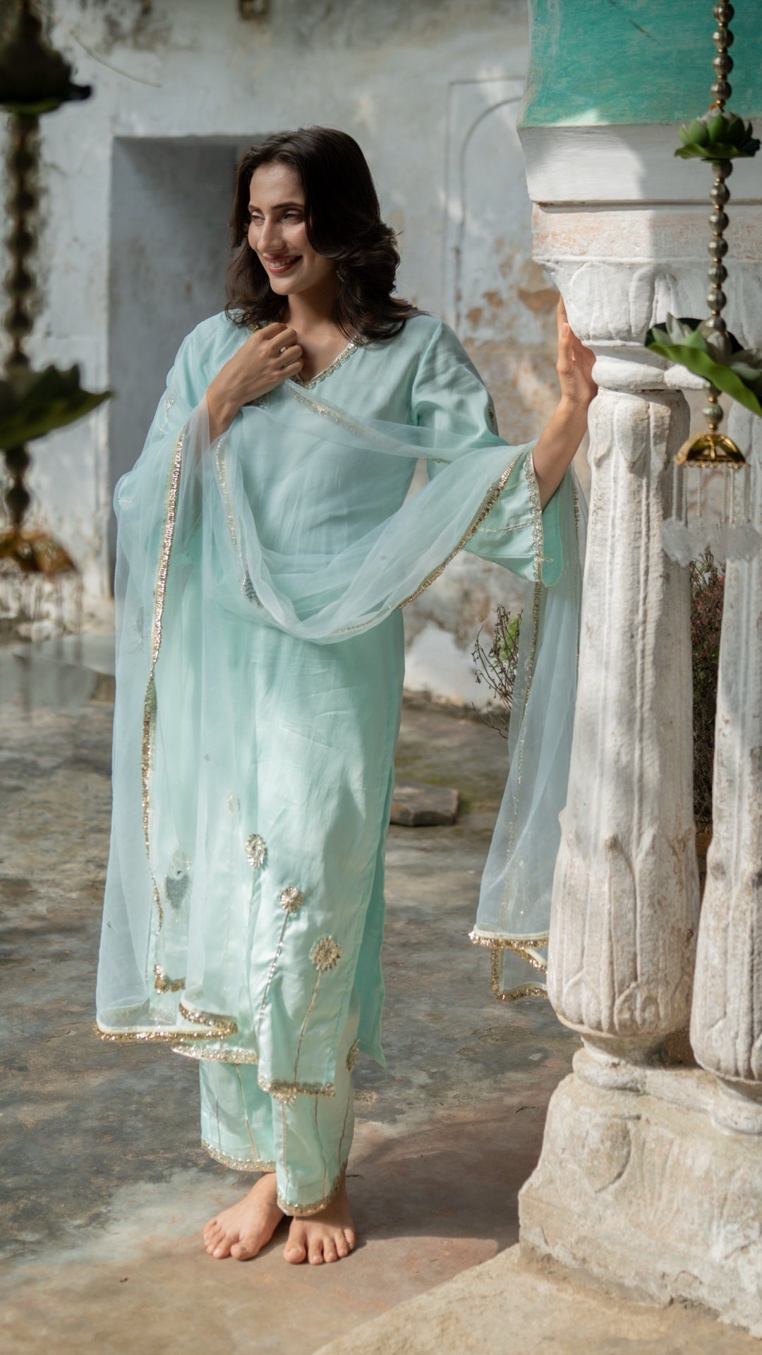 Machli Neel   Suit Set