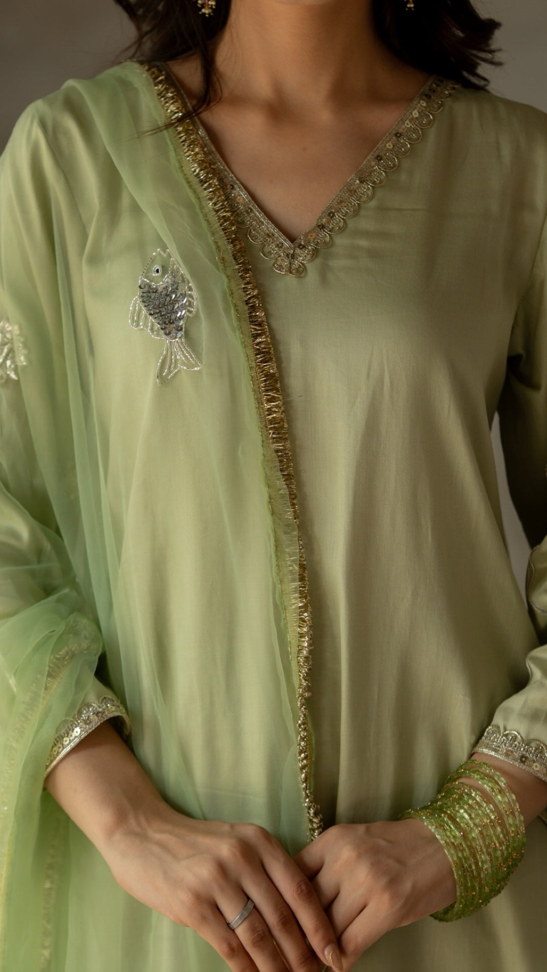 Machli   Hara  Suit Set