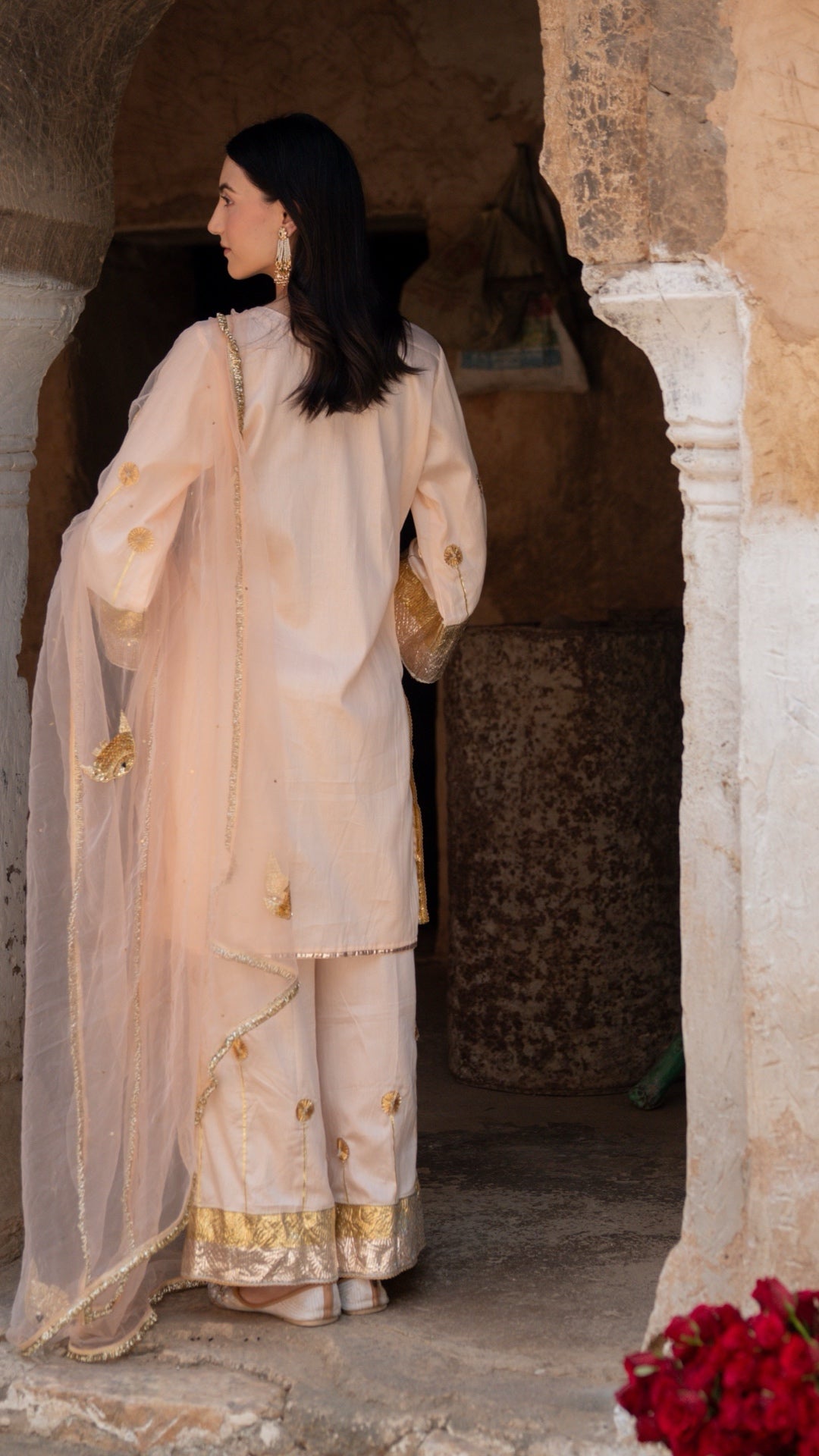 Sunehri Machli Peach Suit Set