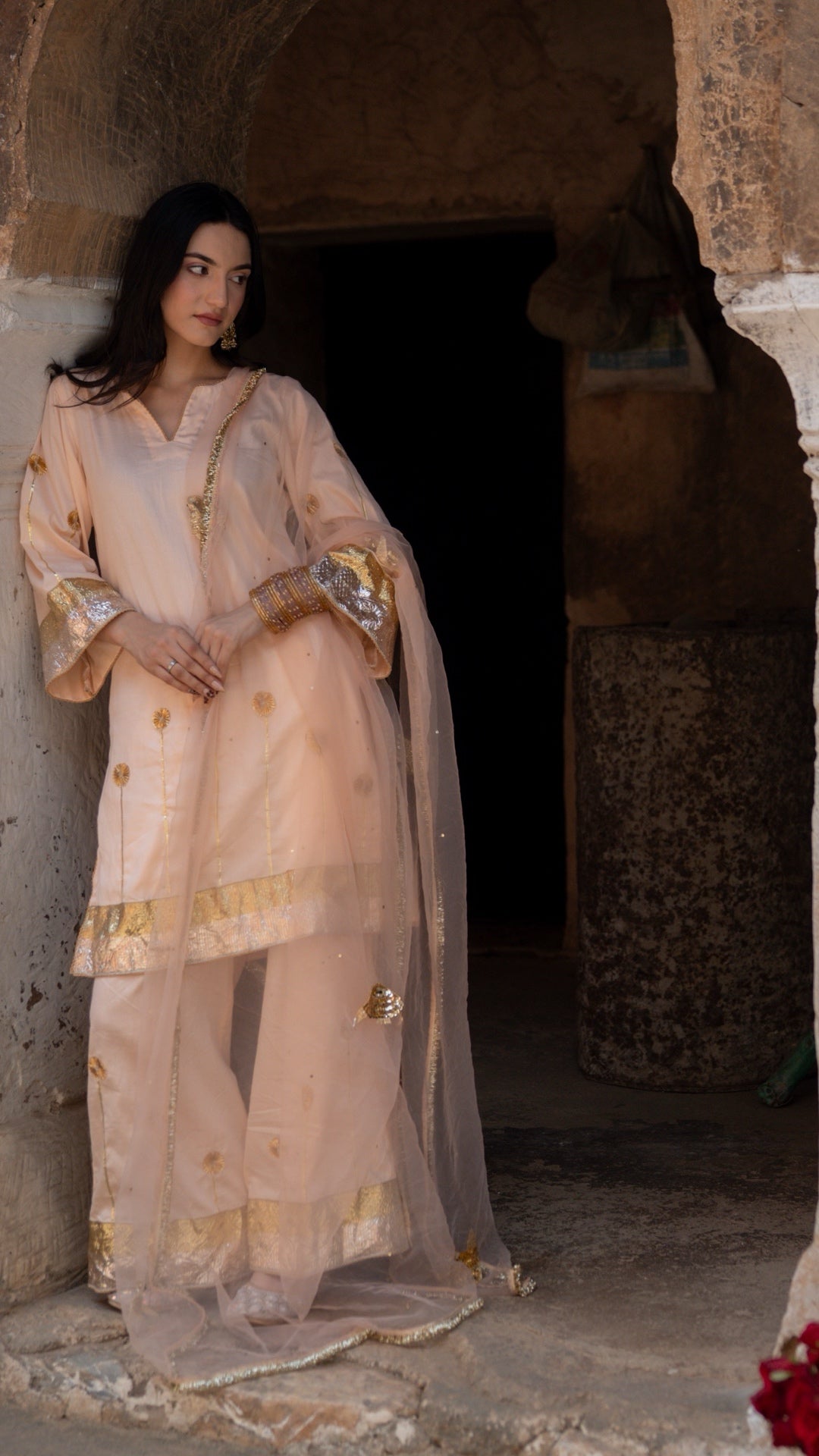 Sunehri Machli Peach Suit Set