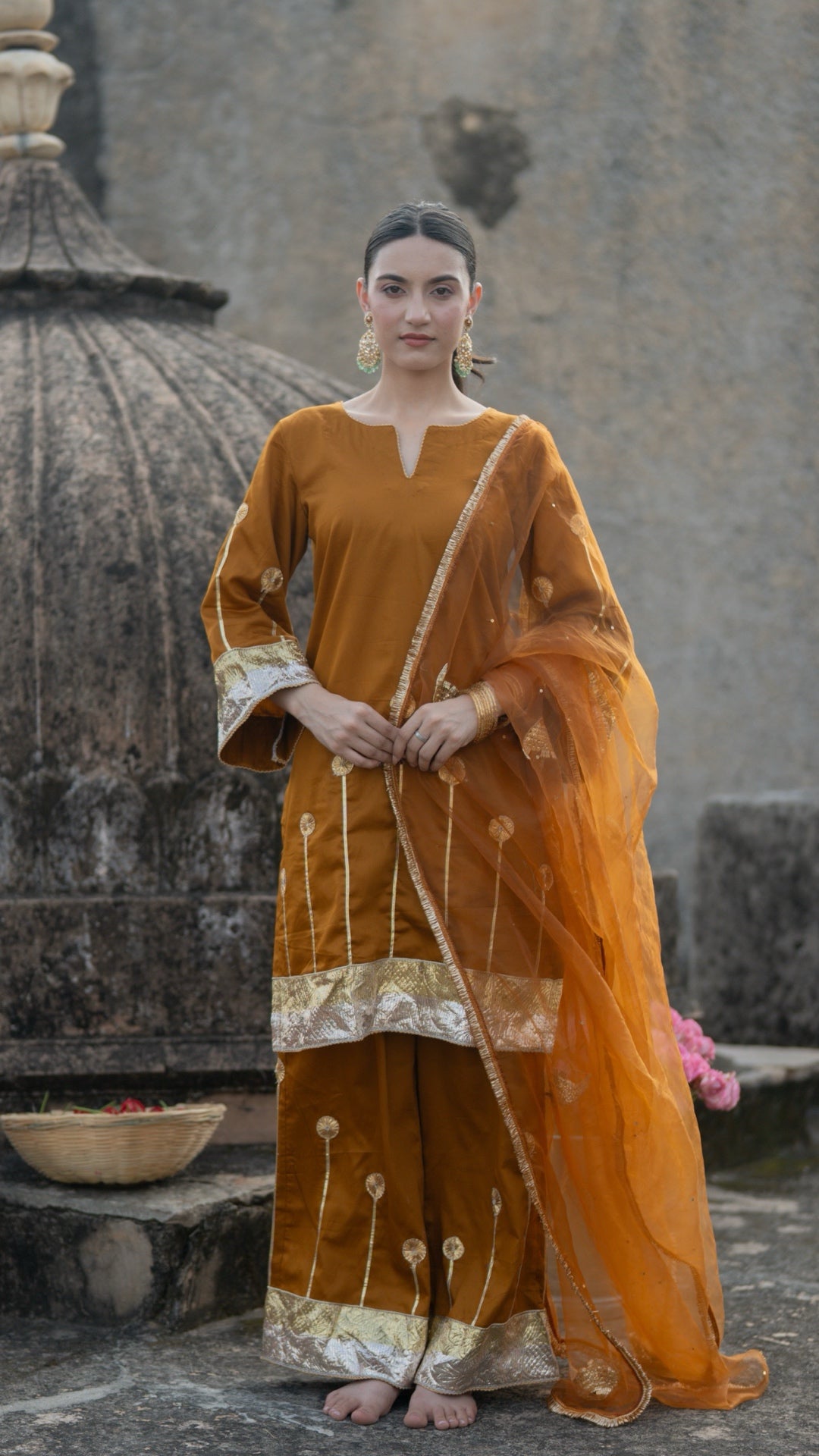 Sunehri Machli Suit Set